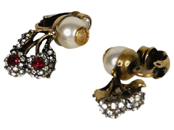 Gucci Silver embellished pearl clip-on earrings Silvery  ref.986184