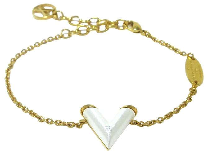 Louis Vuitton Essential V Bracelet, Gold, One Size