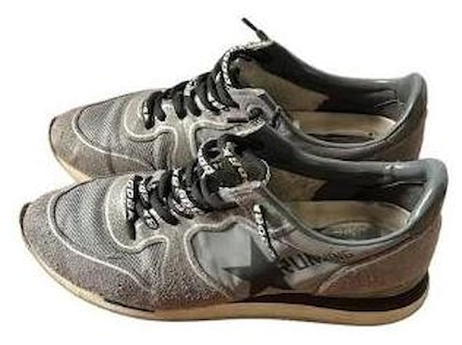 Golden Goose Sneakers Grey Patent leather Cloth Deerskin  ref.990176