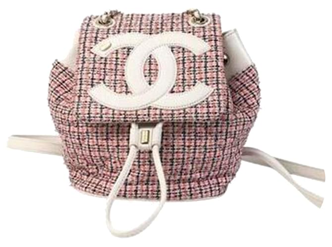 Chanel Red CC Mania Tweed Backpack Leather Pony-style calfskin Cloth  ref.990971 - Joli Closet