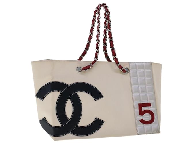 CHANEL Choco Bar Chain Tote Bag No5 Canvas White CC Auth 47387 Cloth  ref.991480 - Joli Closet