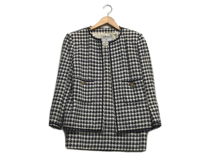***CHANEL  tweed setup White Navy blue