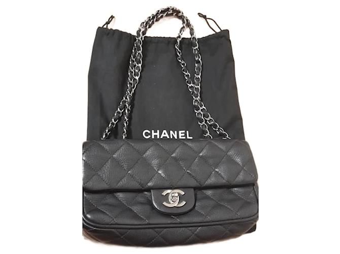 Pre-owned Chanel 2006 Mini Classic Flap Shoulder Bag In Black