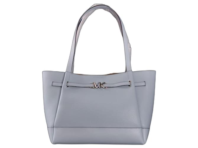 Pin by ⭐️ on bags . | Mk handbags michael kors, Handbags michael kors, Bags  designer fashion