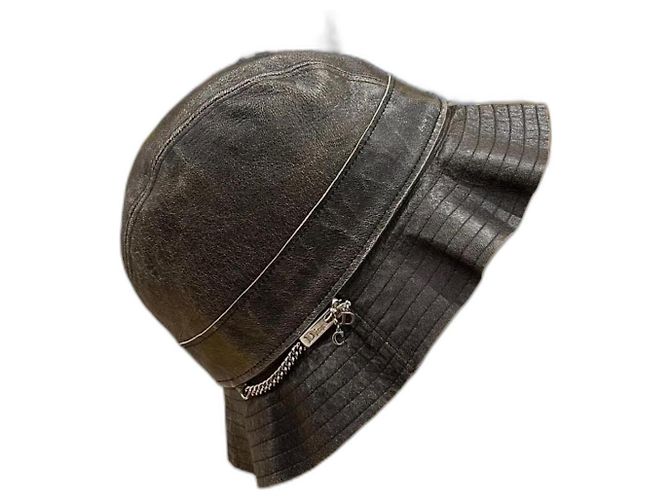 Christian Dior Lederhut Dior Anthrazit Größe 57 cm in Leder Anthrazitgrau Silber Hardware