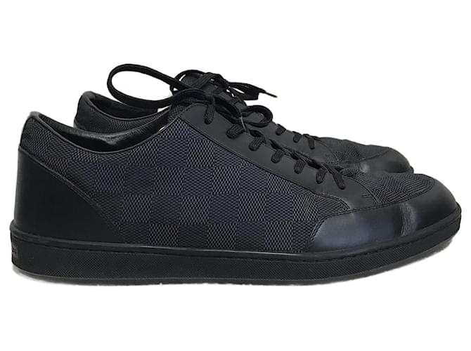 Men's LOUIS VUITTON Sneaker 10 Black and Gray Damier Leather