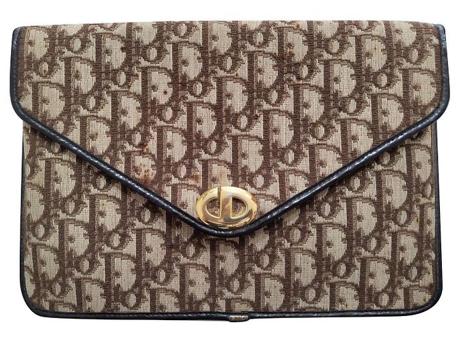 30 Montaigne Dior Montaigne Monogramm Clutch Braun Stoff