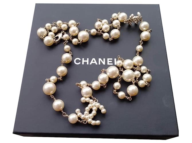 Chanel Colares Branco Pérola  ref.998908