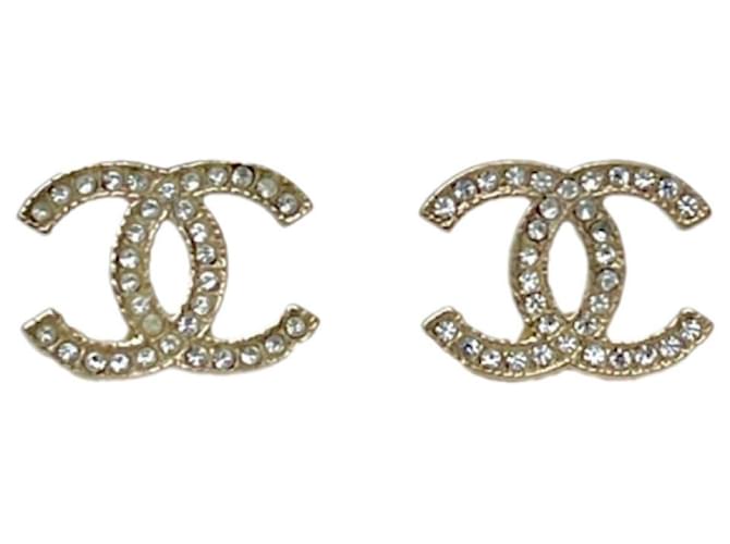 Chanel Boucles d'oreilles CC Métal Doré  ref.998914