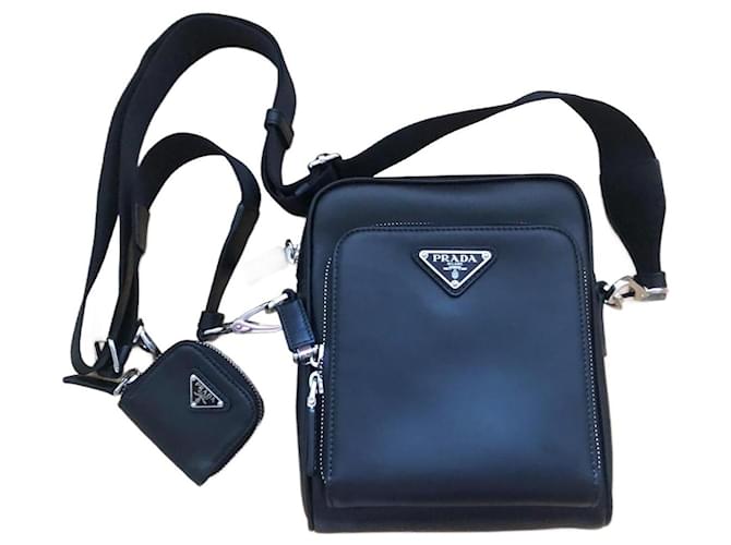 Prada Alforjas Negro Cuero  ref.1007533