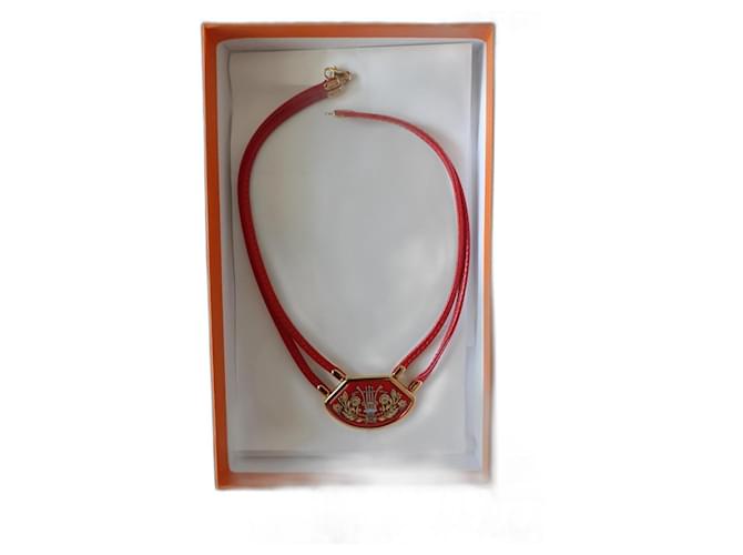 Hermès Halsketten Rot Metall  ref.1007953