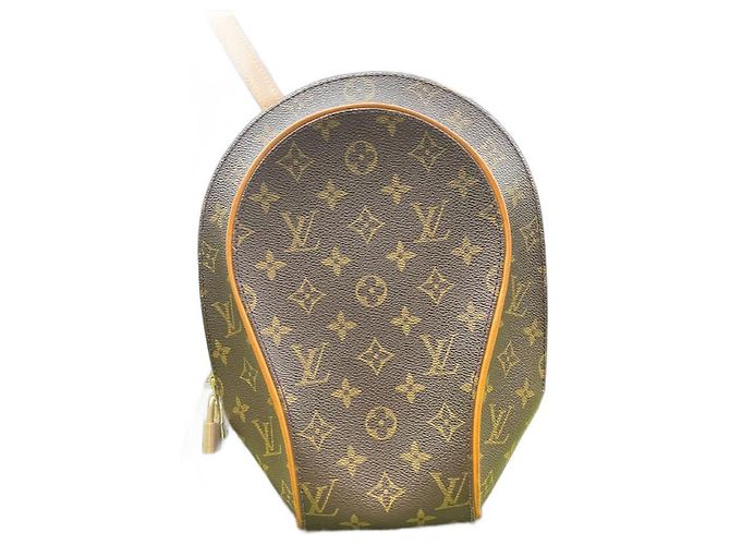 Louis Vuitton Mochila Ellipse Monogram Marrom