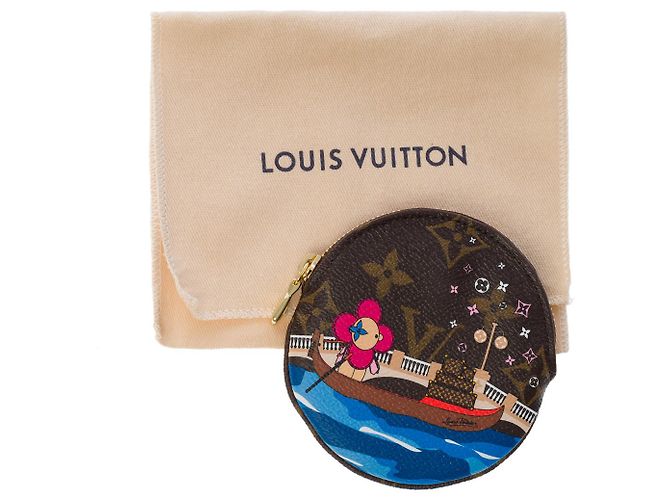 Vivienne LOUIS VUITTON Accessory in Brown Canvas - 101336
