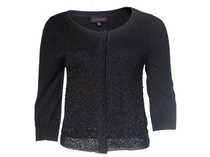 Autre Marque Adolfo Dominquez, graue Strickjacke mit Perlen