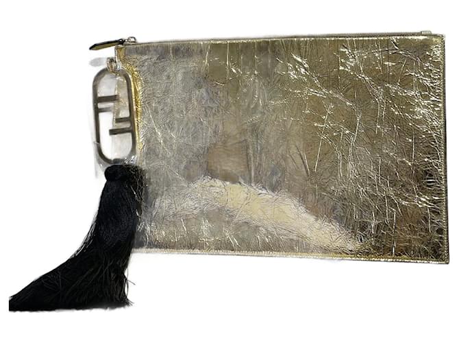 FENDI  Clutch bags T.  leather Golden  ref.1009906