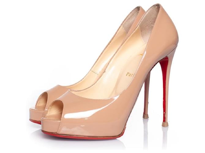 CHRISTIAN LOUBOUTIN, Very Prive open toe pumps Patent leather  ref.1010313