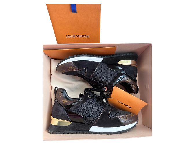 Louis Vuitton Run away Noir