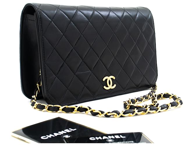 CHANEL Full Flap Chain Shoulder Bag Clutch Black Quilted Lambskin Leather  ref.1011234