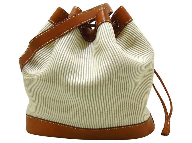 Market Marché Hermès Beige