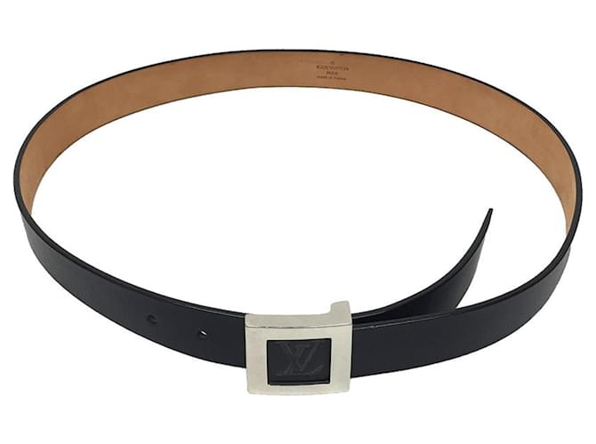 Louis Vuitton Black Leather ref.1012382 - Joli Closet
