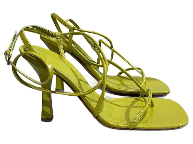 BOTTEGA VENETA  Sandals T.EU 38 leather Yellow  ref.1013589