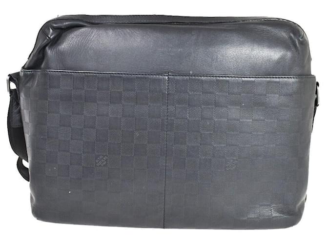 Louis Vuitton Onyx Damier Infini Leather Calypso MM Messenger Bag