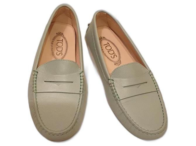 Tod's Ballet flats Light green Leather  ref.1013787