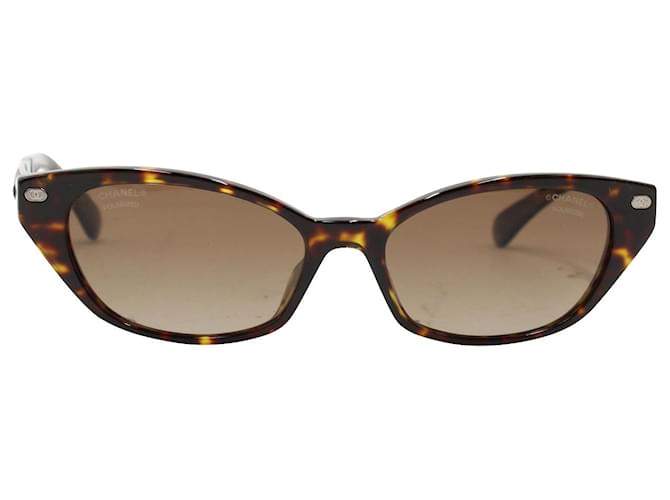 Chanel - Butterfly Sunglasses - Tortoise Brown - Chanel Eyewear - Avvenice