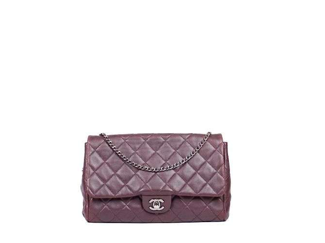 Chanel - Bordeaux leather Timeless bag Dark red