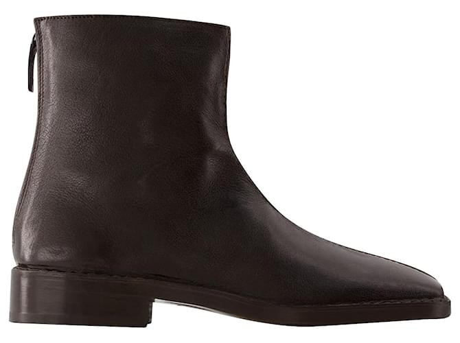 Piped Zipped Boots - Lemaire - Leather - Mushroom Black  ref.1018315