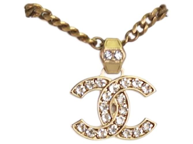 Chanel Gold Diamante embellished CC fine gold necklace Golden ref.1019900 -  Joli Closet