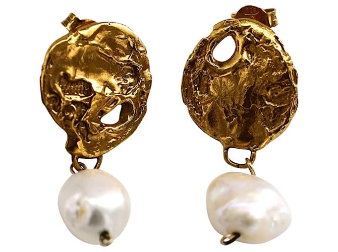 Autre Marque Alighieri The Beacon Earrings in 24kt Gold Metal