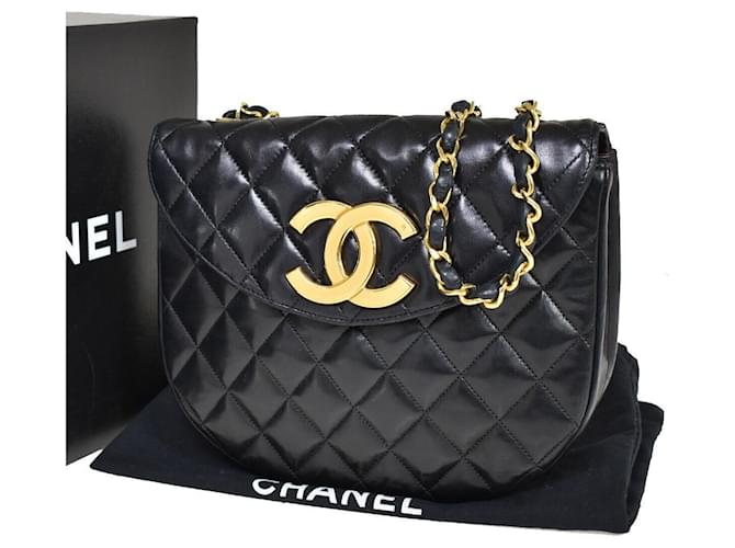 Timeless Chanel Matelassé Black Leather  ref.1023561