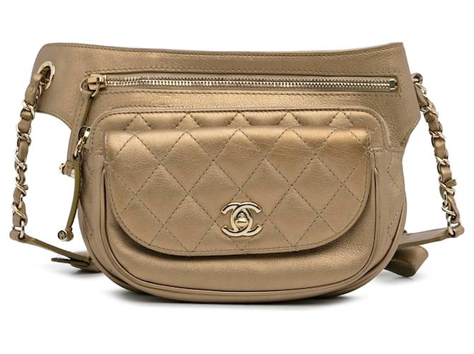 Chanel Gold CC Belt Bag Golden Leather ref.1024213 - Joli Closet