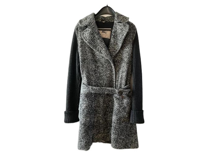 Abrigo Burberry de lana gris