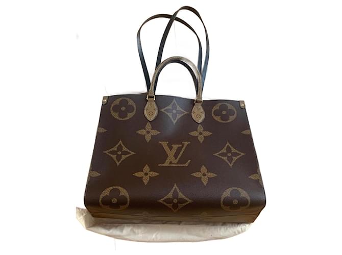 Louis Vuitton Handbags Light brown Cloth  ref.1025079