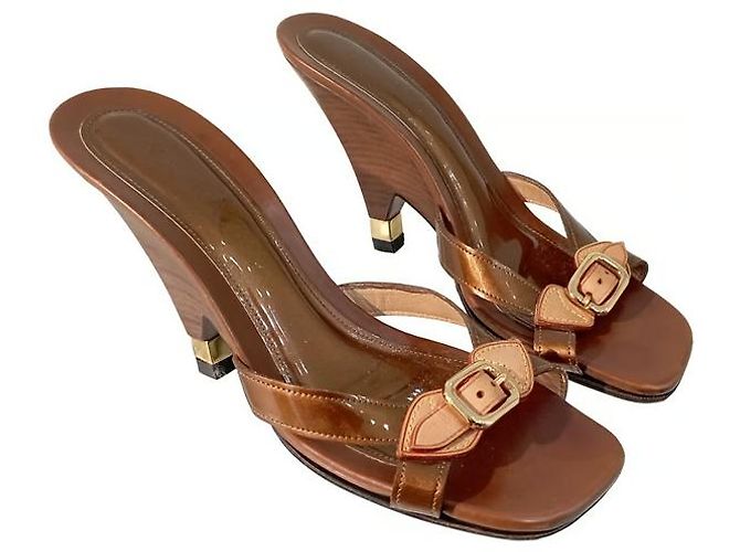 Sandali Louis Vuitton Sunbath pelle marrone dorato Marrone chiaro