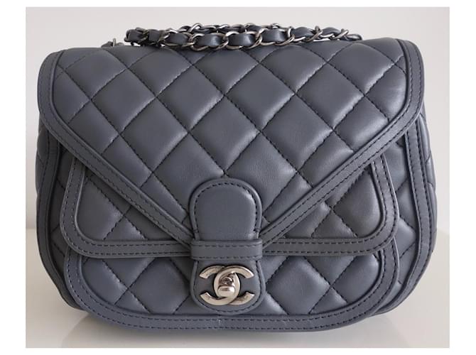 Handbags Chanel Chanel Classic Gray Leather Bag