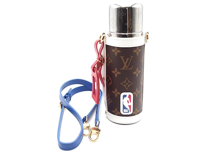 Porte-flacon Louis Vuitton marron x NBA Mongoram Toile  ref.1027858