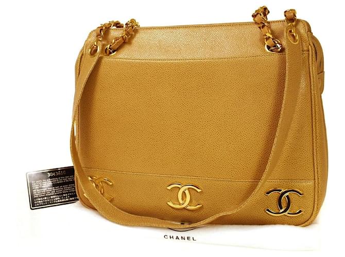Timeless Chanel Triplo Coco Bege Couro  ref.1028254