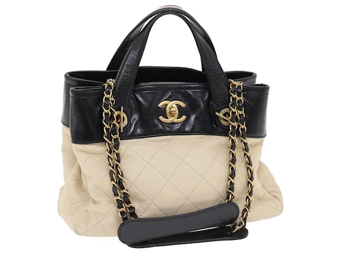 CHANEL Matelasse Chain Hand Bag Calfskin Black Beige CC Auth 49880 Leather  ref.1031547