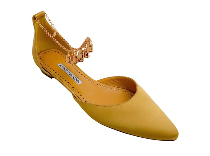 Manolo Blahnik - Chaussures plates Campanilla en satin doré Toile  ref.1031832