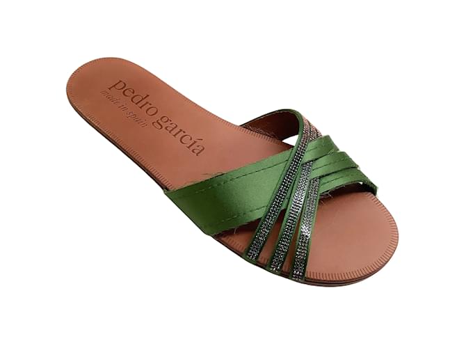 Pedro Garcia Bamboo Satin Paty Sandals with Swarovski Crystals Green Cloth  ref.1031889