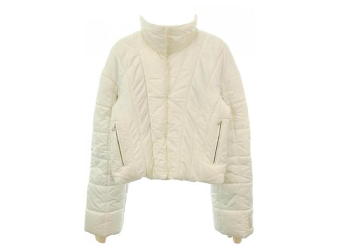 Manteau veste matelassé Chanel Polyamide Blanc  ref.1032550