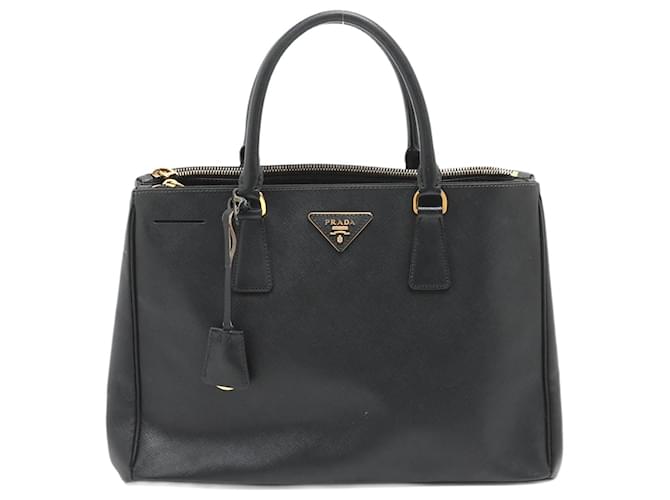 Prada Saffiano Farben