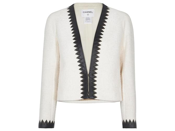 Chanel Paris / Magnifique veste en tweed de Salzbourg Écru  ref.1033504