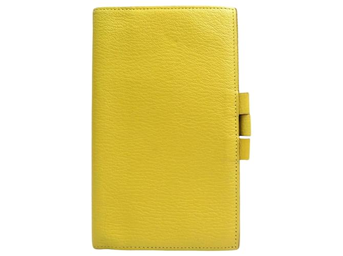 Hermès Yellow Leather  ref.1033571