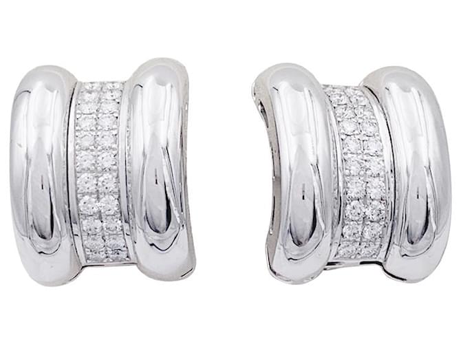 Boucles d’oreilles Chopard, "La Strada", or blanc, diamants.  ref.1034006
