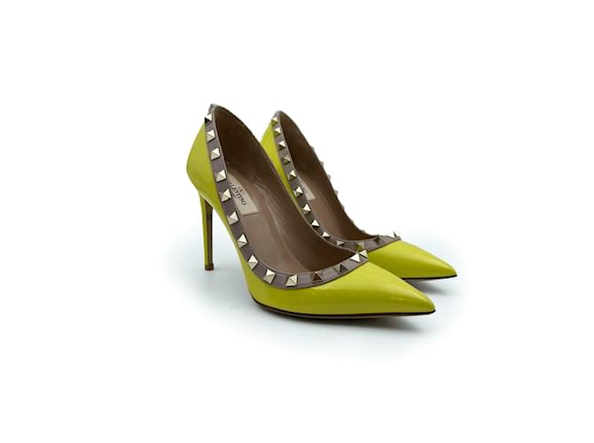 Valentino yellow discount shoes