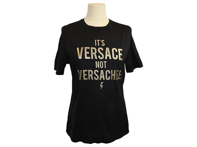 black/T-shirt doré « C'est Versace, pas Versachee » Coton Noir  ref.1035979